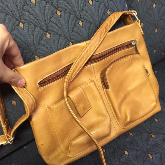 Genuine leather crossbody bag - Picture 2 of 8